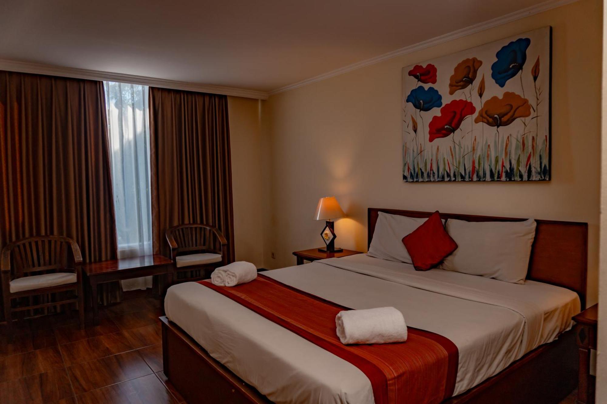 Hotel Puri Dibia Kuta Kuta Lombok Exteriör bild